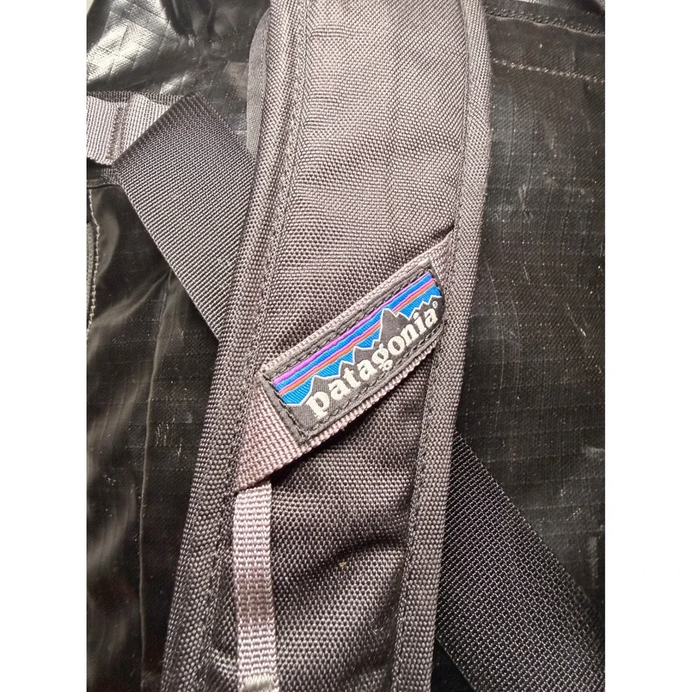 Patagonia Black Hole Duffel 60L Black Backpack Strap 49341 Ripstop Travel Gorp